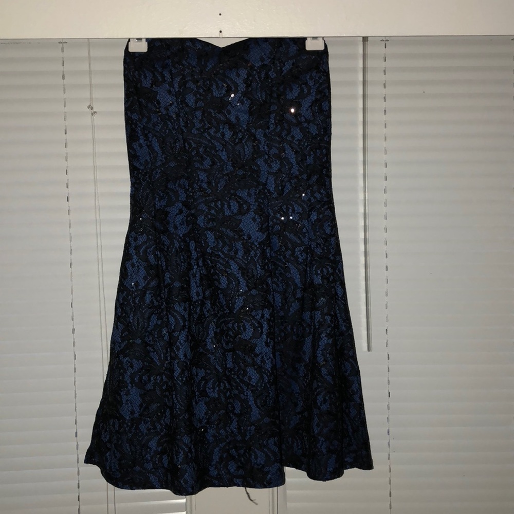 Black and blue sweet heart strapless dress